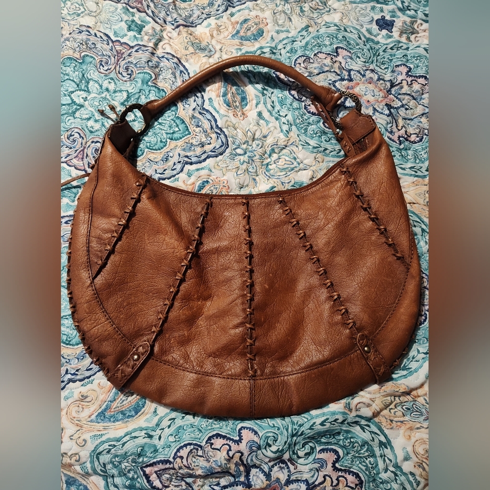 Gianni Bini Brown Leather Hobo Shoulder Bag Brass Hardware Slouchy.